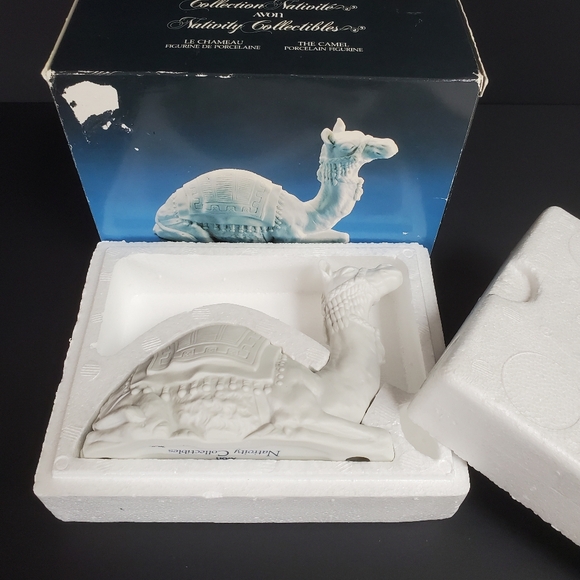 Avon Nativity Collectible The Camel White Porcelain Christmas 1984 with Box - Picture 11 of 12